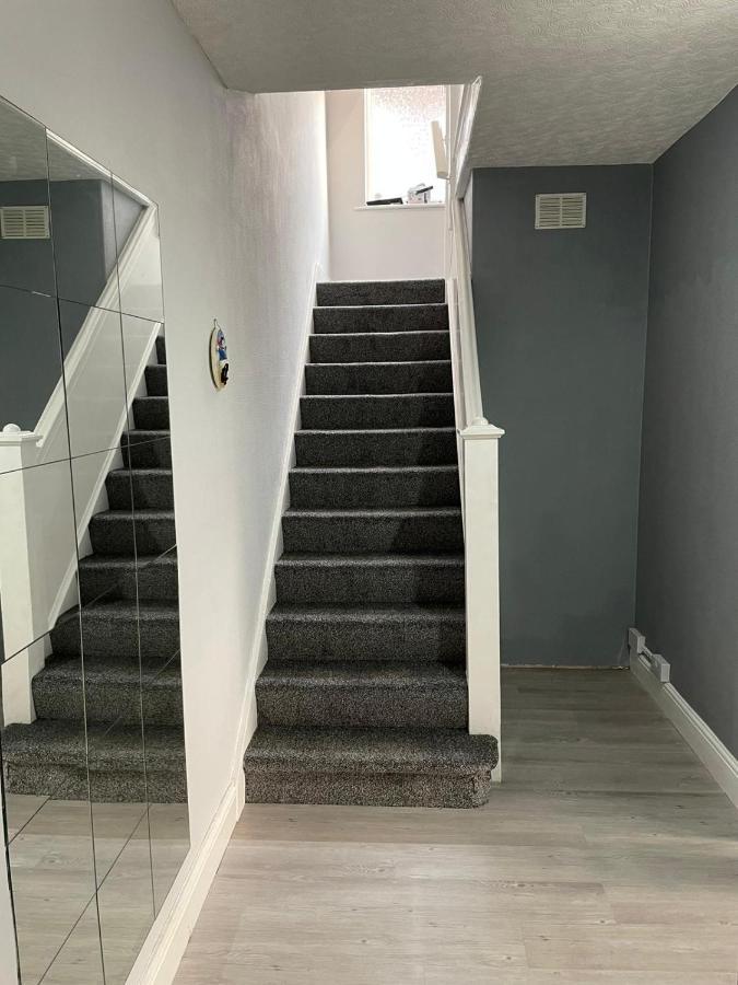Large Ground Floor Studio Holiday Apartment Skegness - Flat 12 ภายนอก รูปภาพ
