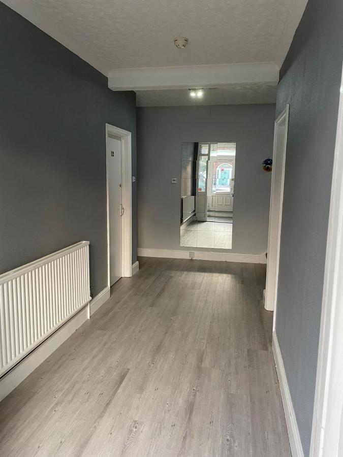 Large Ground Floor Studio Holiday Apartment Skegness - Flat 12 ภายนอก รูปภาพ